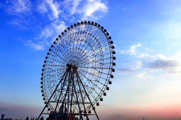 132082