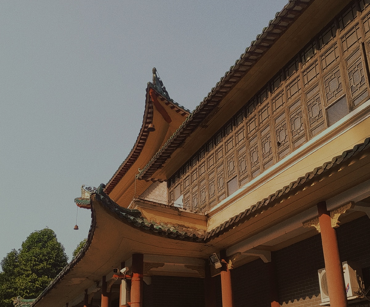 快门下的红墙青瓦