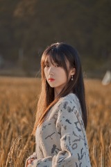 880128