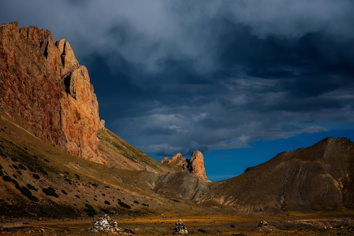 日照金山西藏那曲班戈县纳木错北岸边