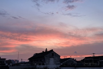 56F00175-9EAB-4C64-A15D-2027CA01B96B/L0/001
