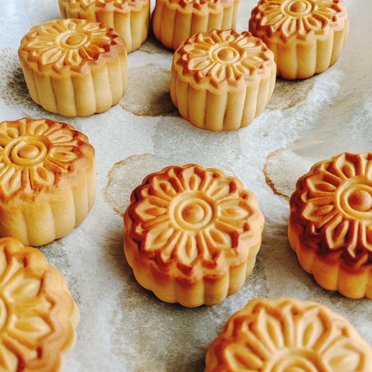 月饼- 糯米肉肉丸 - 图虫