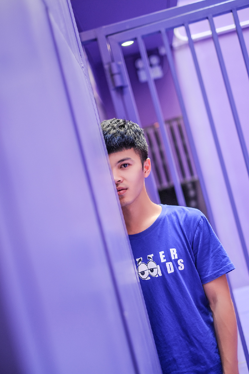 基佬紫 - 花生米拍色 - 图虫