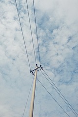76111