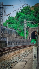 357183