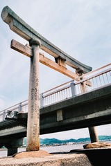 001