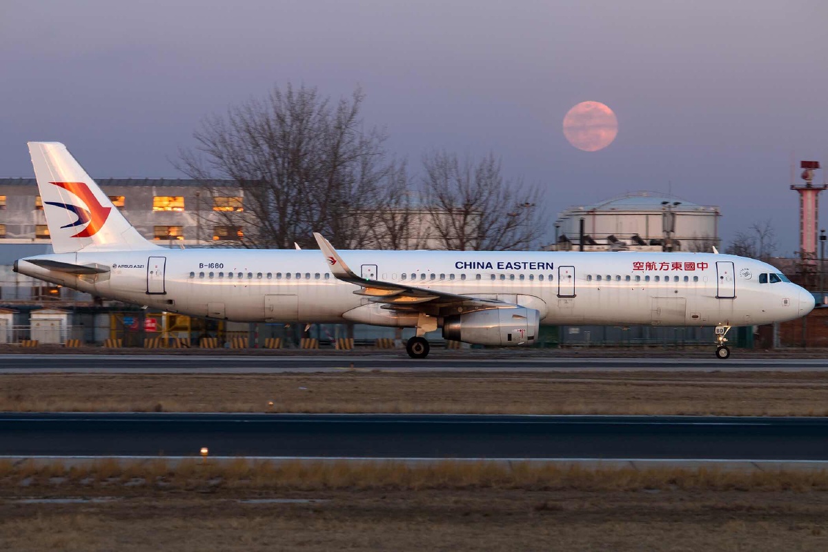中国东方航空b1680a321