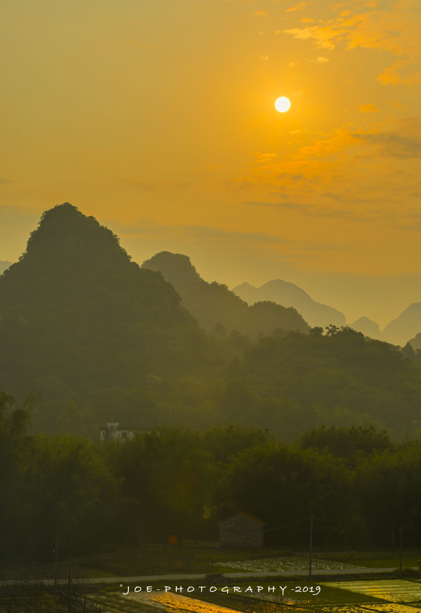 1/118日出日落奇迹时间日出云海曙光风景清晨#晨曦仙境云彩#山顶色彩