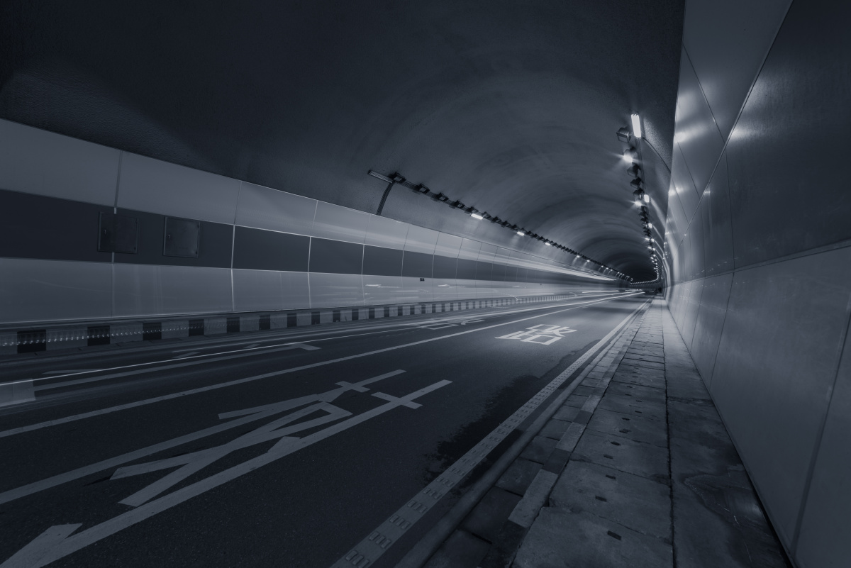 隧道透视消失点