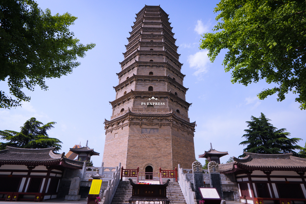 法门寺famentemple又名真身宝塔位于炎帝故里青铜器之乡宝鸡市法门寺