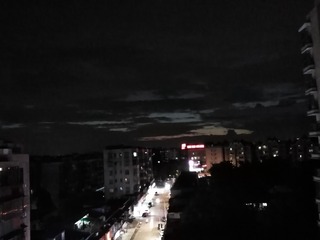 2405002