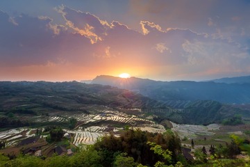 高坎梯田合成片