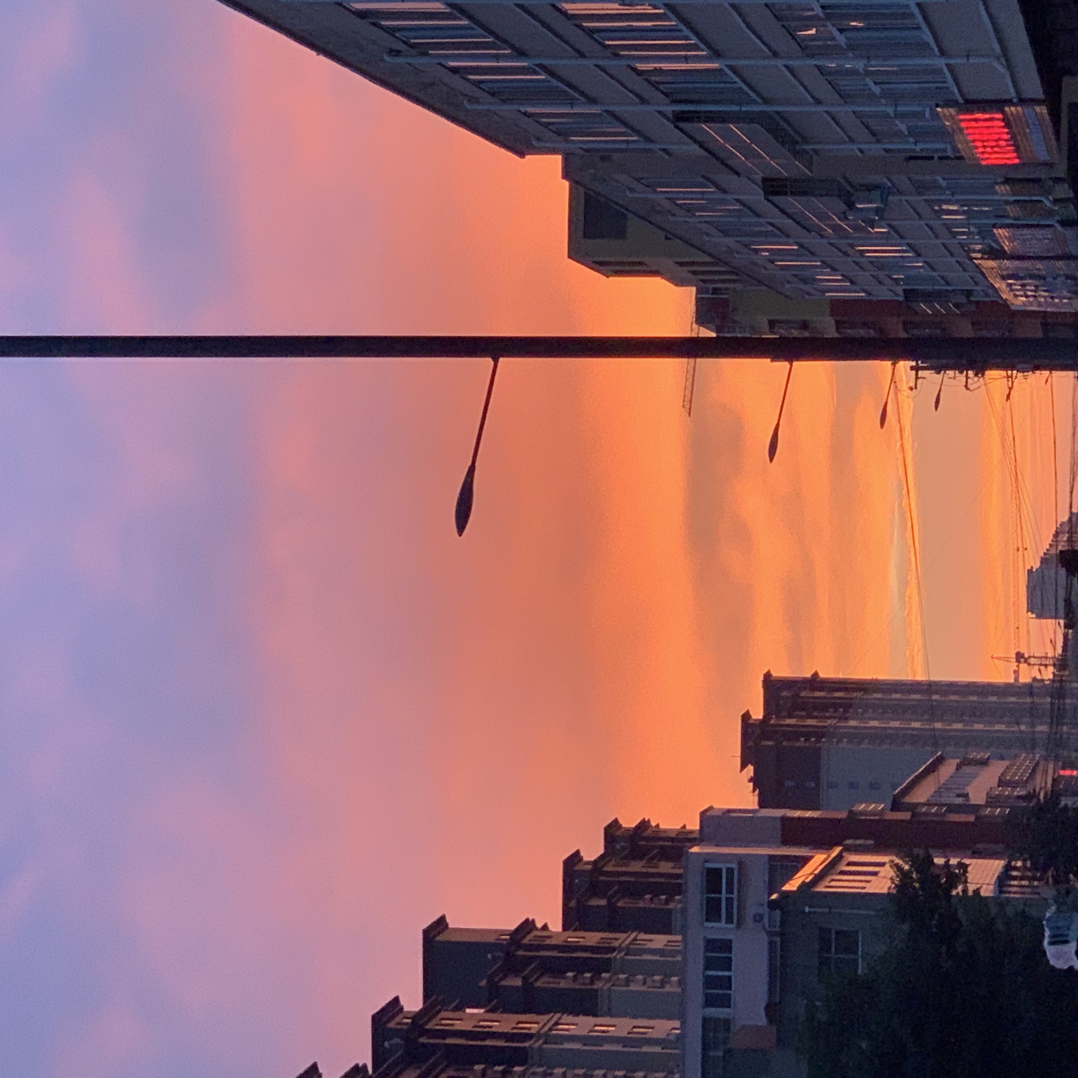 抓拍一张晚霞照片