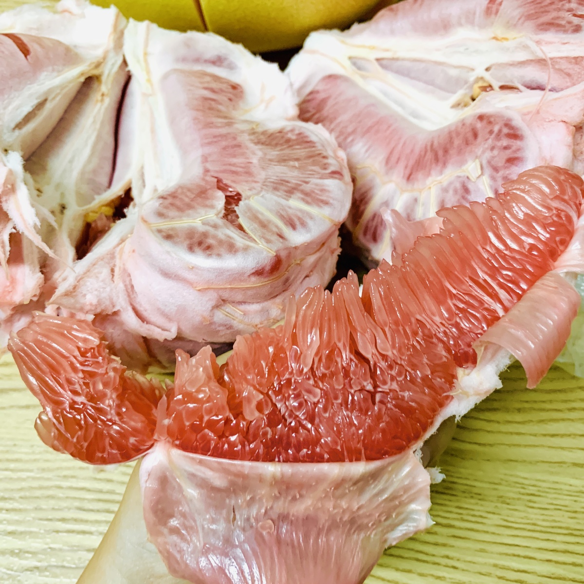 家乡的特产梅州客家蜜柚