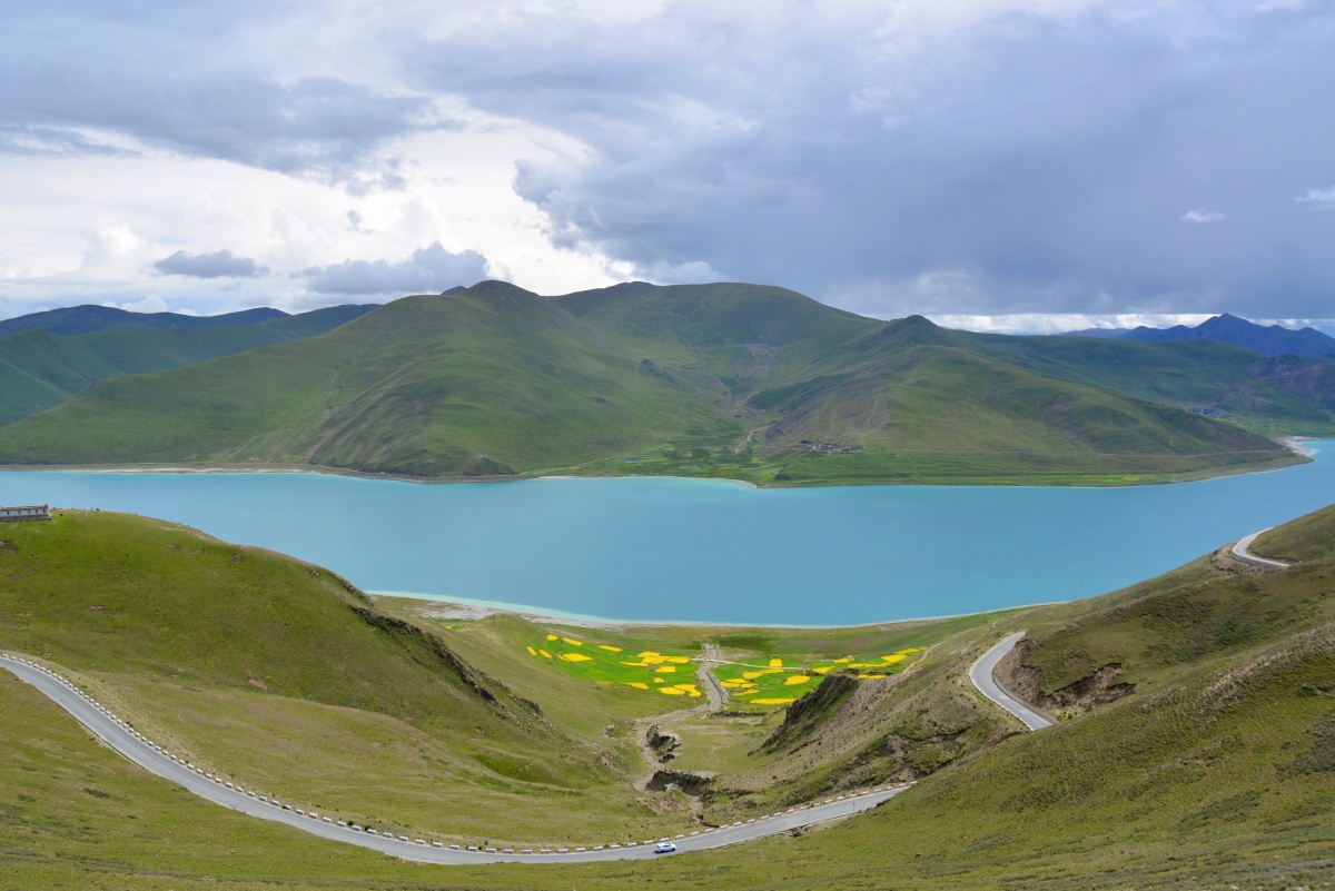 中国西藏自治区山南市贡嘎县羊卓雍措