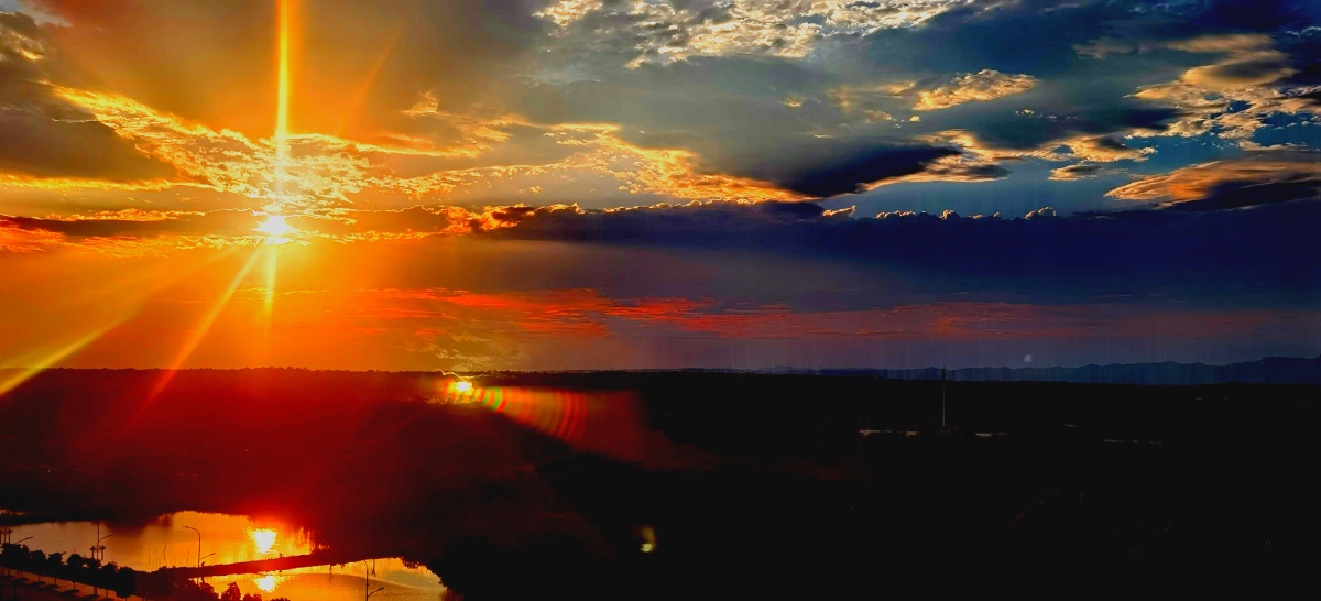 朝阳霞满天 - 海之浪shi - 图虫