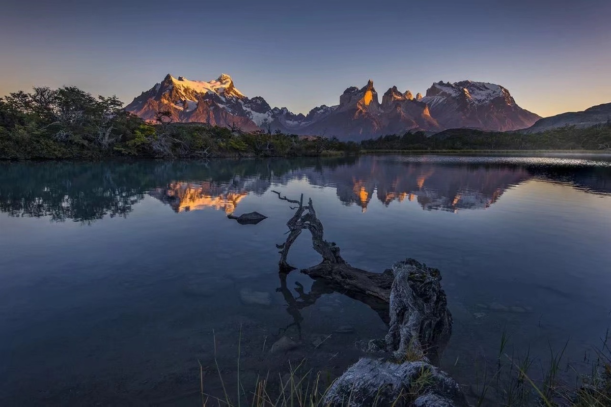 这条风景线犹如大片