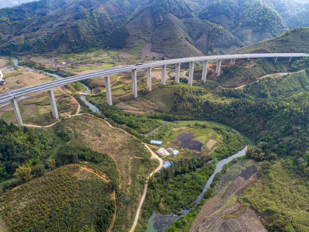 百东河大桥银百高速
