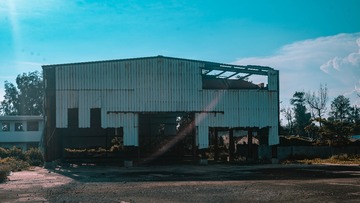 1518812