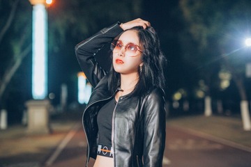 001