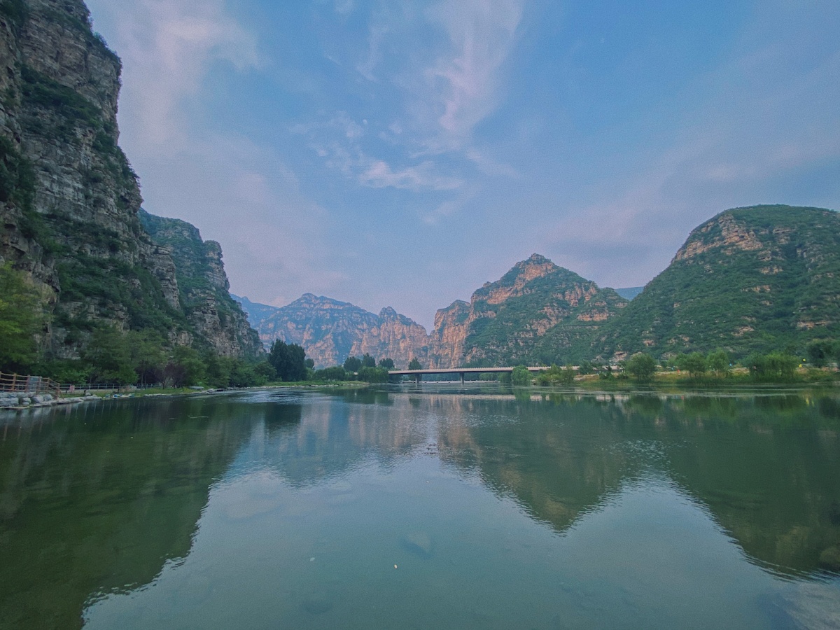 北京房山十渡镇风光78独特的喀斯特地貌