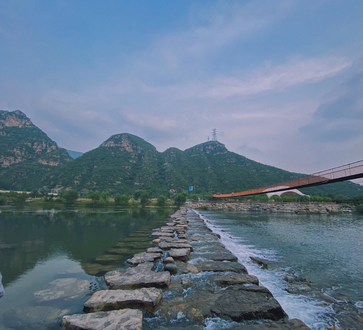 北京房山十渡镇风光78独特的喀斯特地貌