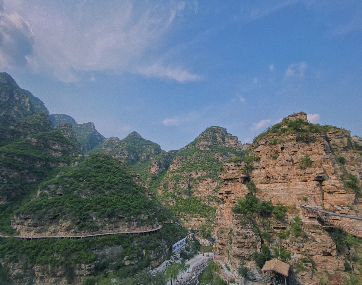 北京房山十渡镇风光78独特的喀斯特地貌