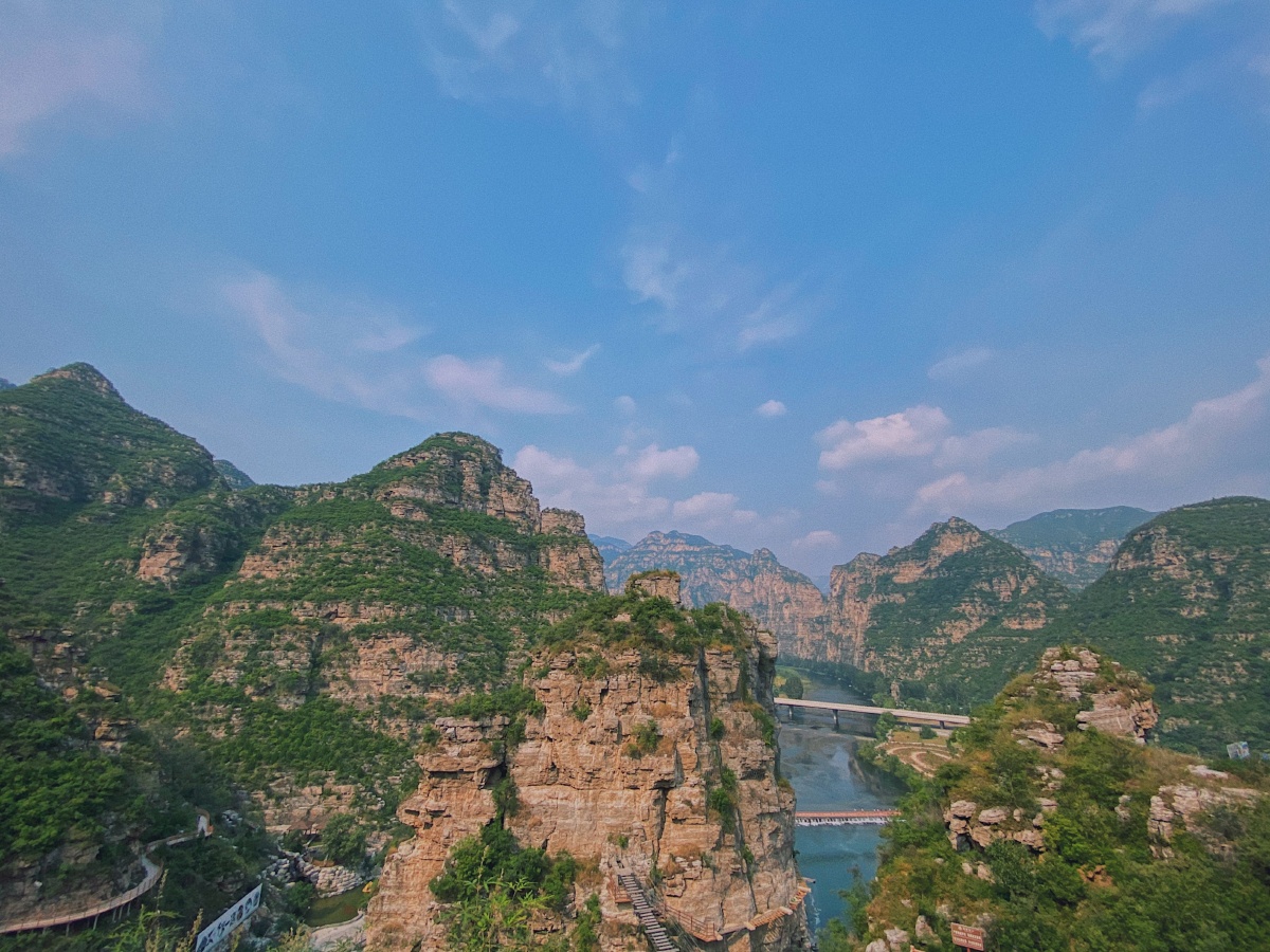 北京房山十渡镇风光78独特的喀斯特地貌