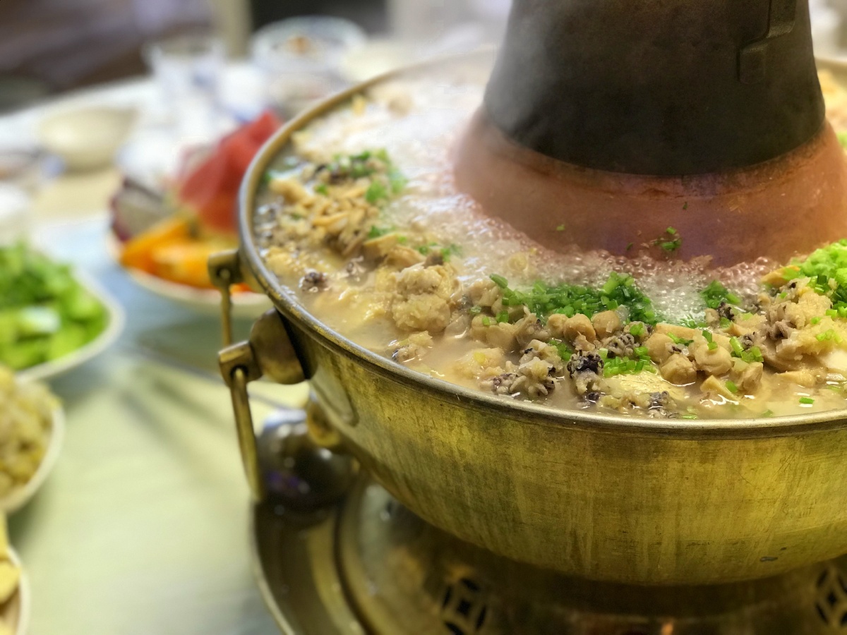 立冬就是要吃热气腾腾的酸菜火锅我们东北的满族特色