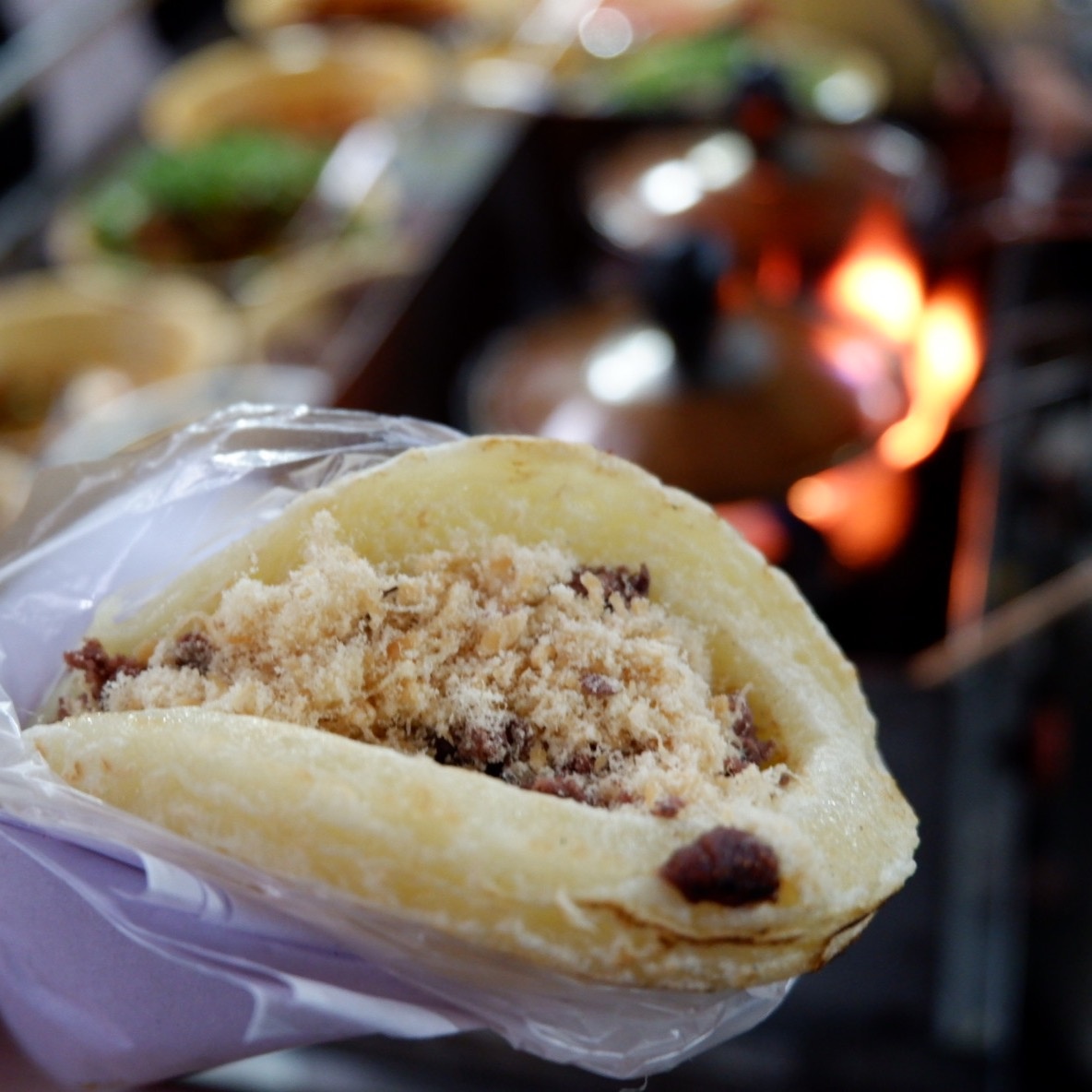 乐山老字号蛋烘糕扫街拍