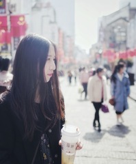 143050
