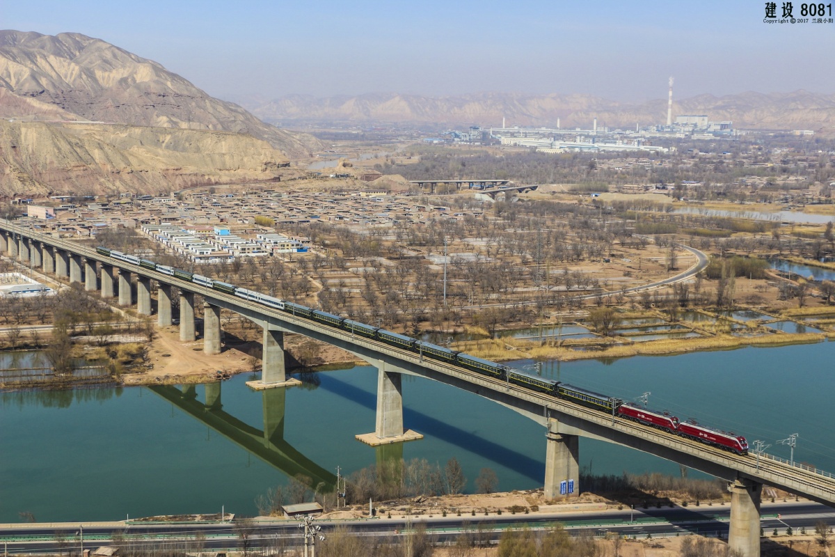 大美八盘峡之列车篇