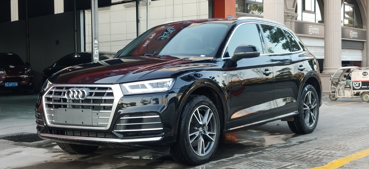 2020款奥迪q5l - 陈老师拍车 - 图虫