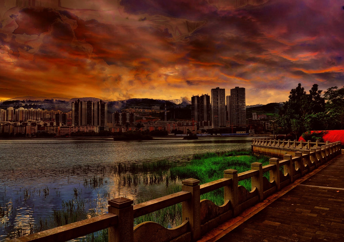 湖中青青草又见夕阳红拍摄地锡都云南个旧金湖