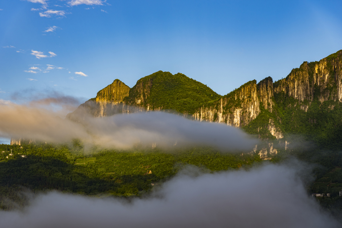 恩施大峡谷夏天美景
