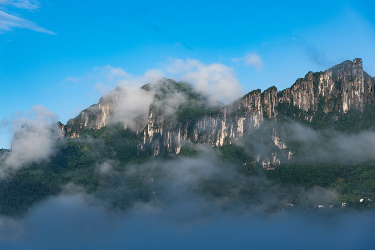 恩施大峡谷夏天美景