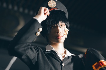 1701851