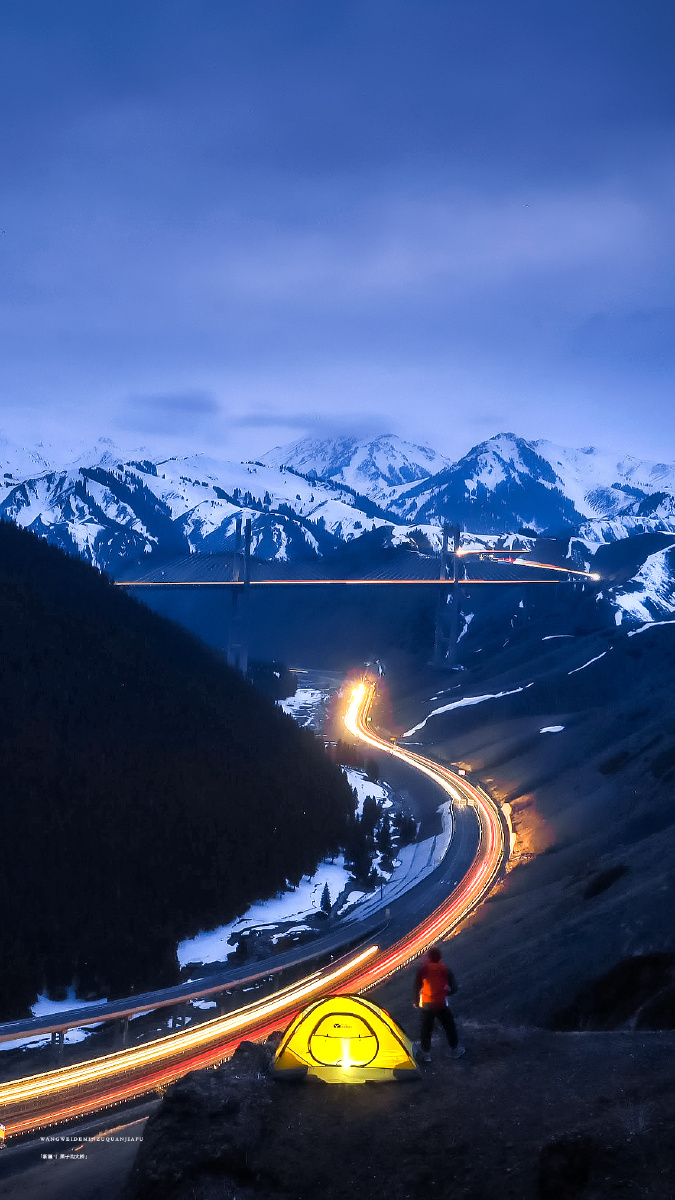 新疆果子沟大桥