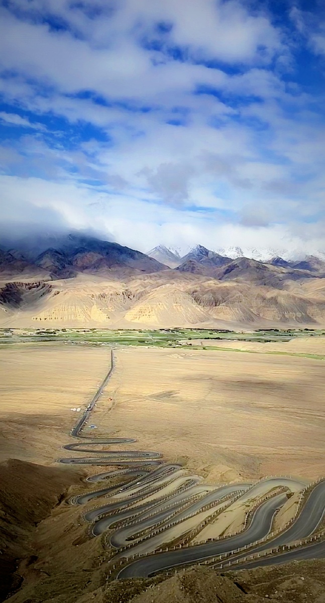 前途无量道路曲折319国道