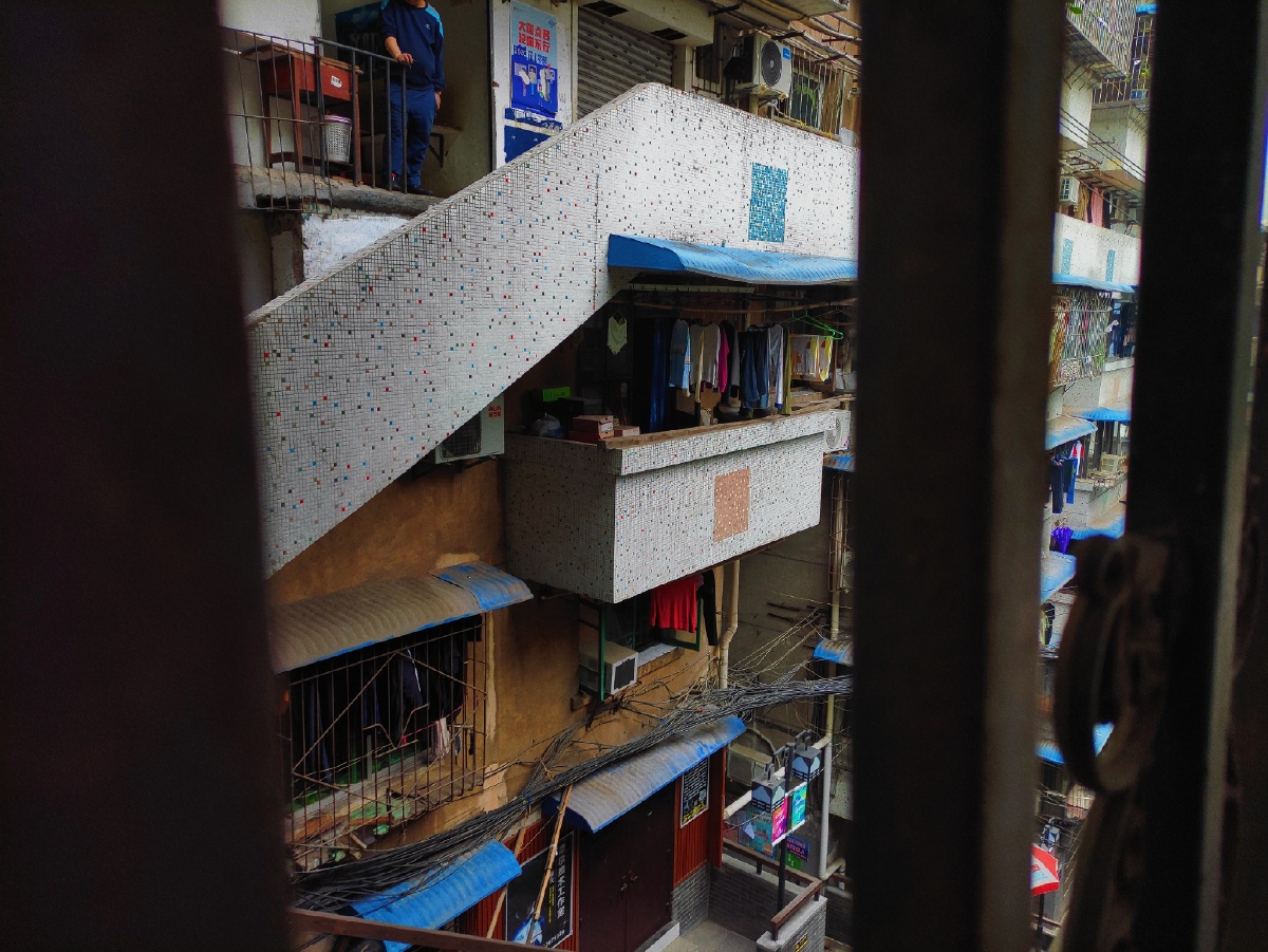 重庆打卡风犬少年的天空王俊凯取景地白象居