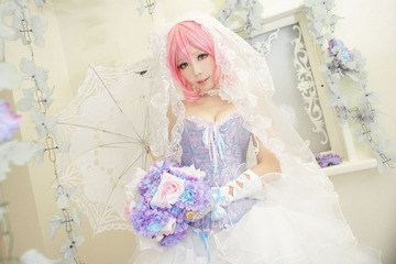 Yuyuko-Cosplay-by-Ely-86