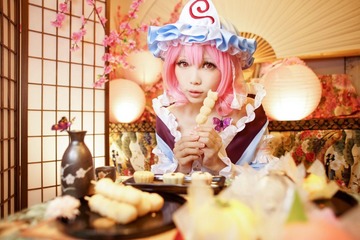 Yuyuko-Cosplay-by-Ely-50