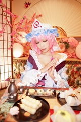 Yuyuko-Cosplay-by-Ely-48
