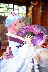 Yuyuko-Cosplay-by-Ely-16