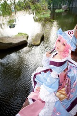 Yuyuko-Cosplay-by-Ely-19