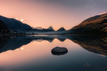 001