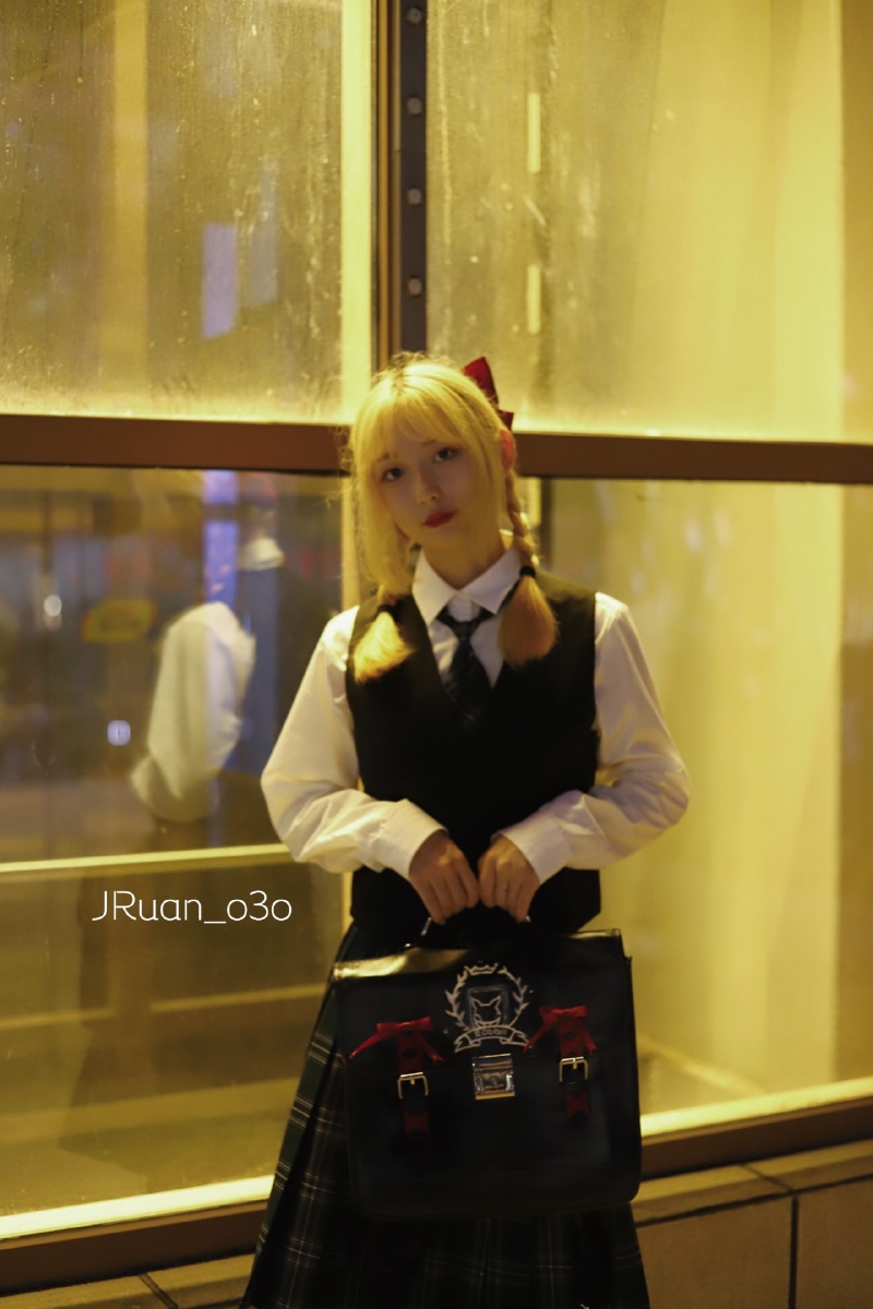 摄影师桃花不换酒模特软软子快手抖音同名盗图必究