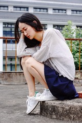 001