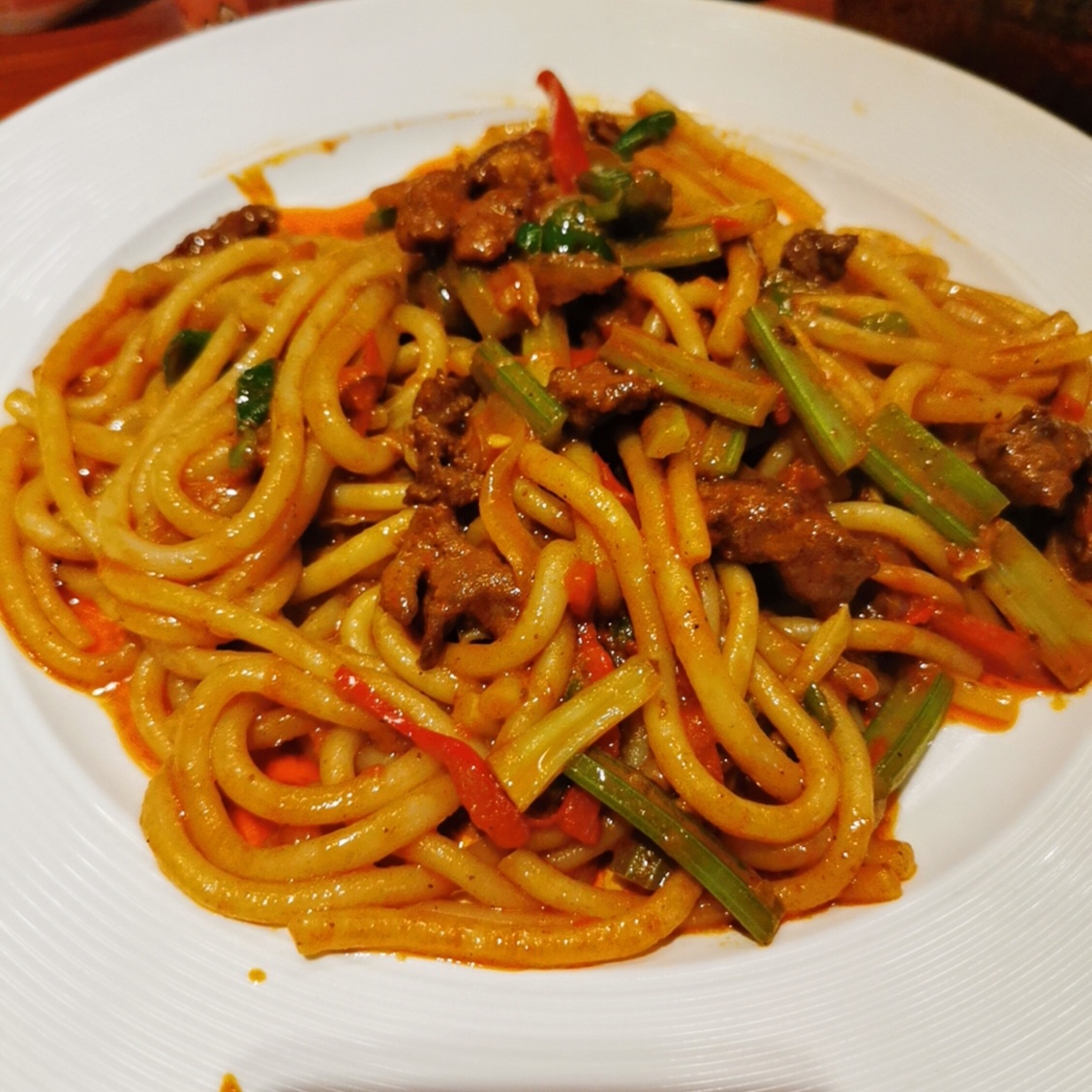 新疆大盘鸡新疆炒米粉