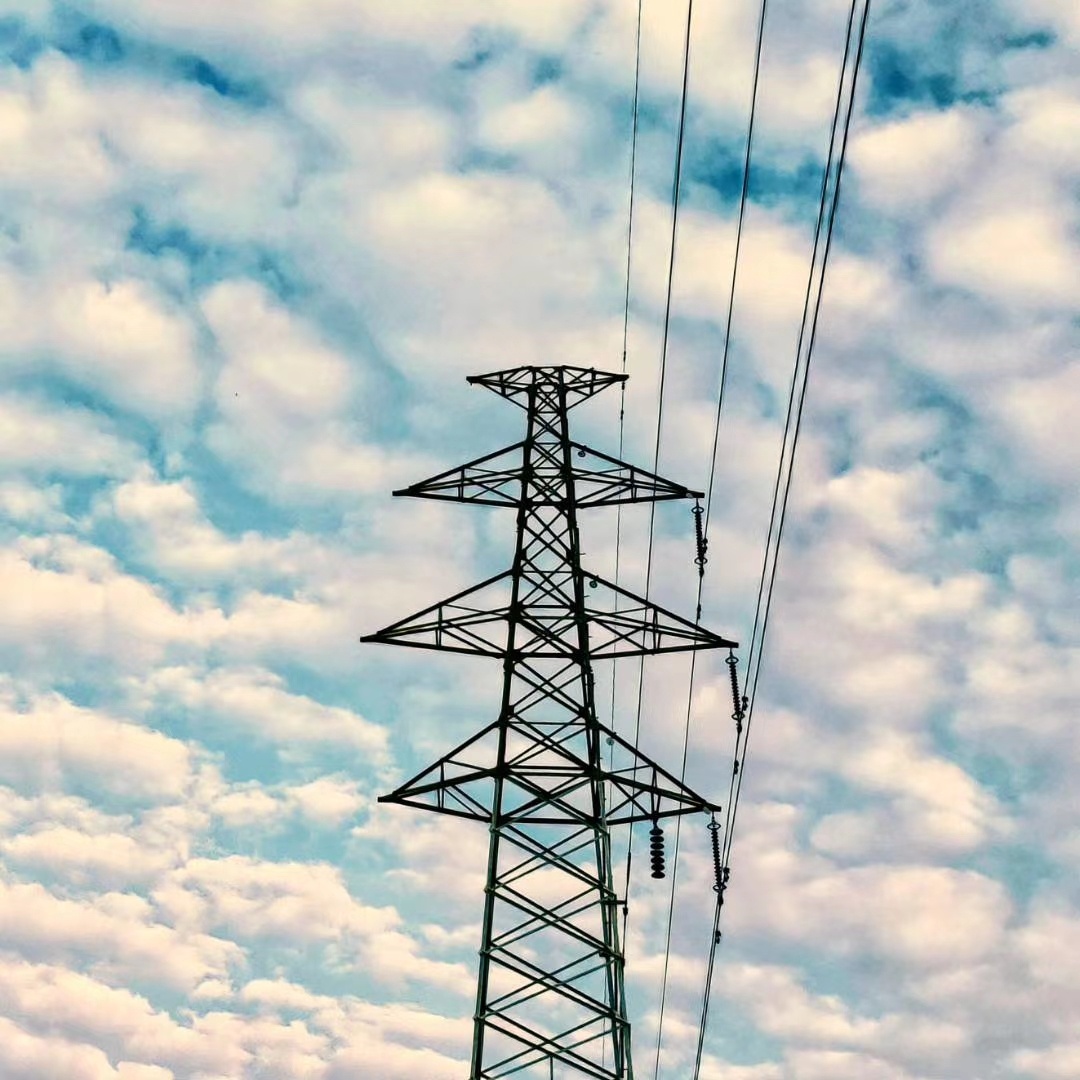 电线杆,天空的围墙 - 林君甫 - 图虫